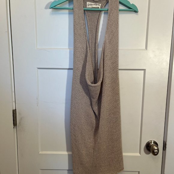Stunning Sand-colored Knitted Tank Top with Back Details by Graham and Spencer - Picture 3 of 5